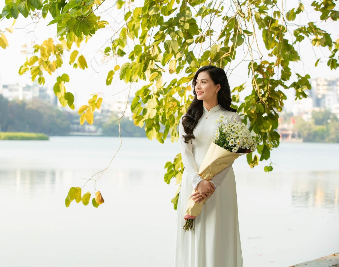 Gió thu vẫn gọi tên em